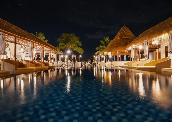 Club & Resort