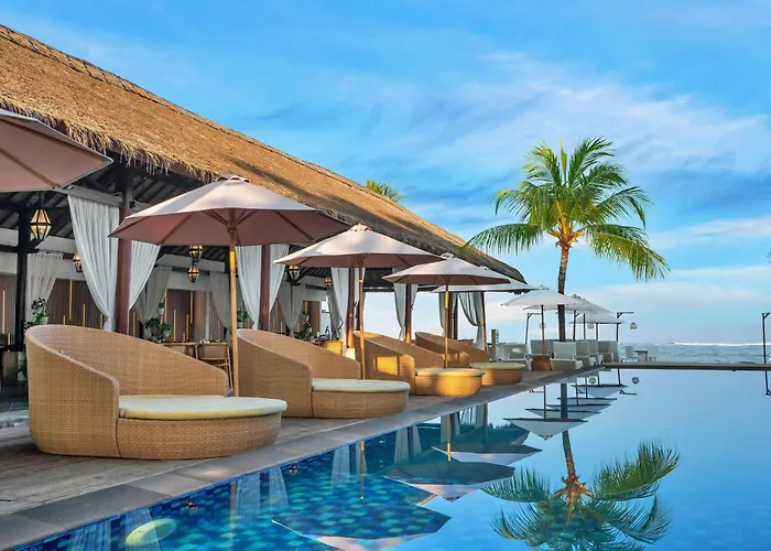 Club & Resort