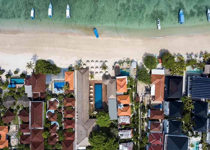 Club & 5* Nusa Lembongan (Bali)